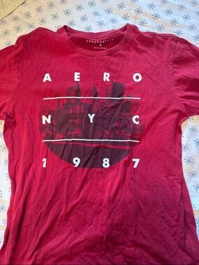 Aeropostale Men’s Red NYC Graphic Short Sleeve Tee